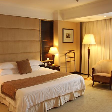 New Century Hotel Taizhou ไท่โจว ภายนอก รูปภาพ