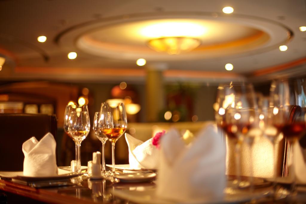 New Century Hotel Taizhou ไท่โจว ภายนอก รูปภาพ